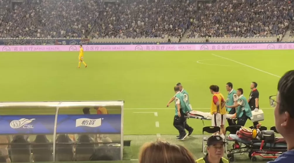 中超争冠最关键一夜,申花海港赢球,海港登顶榜首-第5张图片- 中超争冠最关键一夜,申花海港赢球,海港登顶榜首-第5张图片-