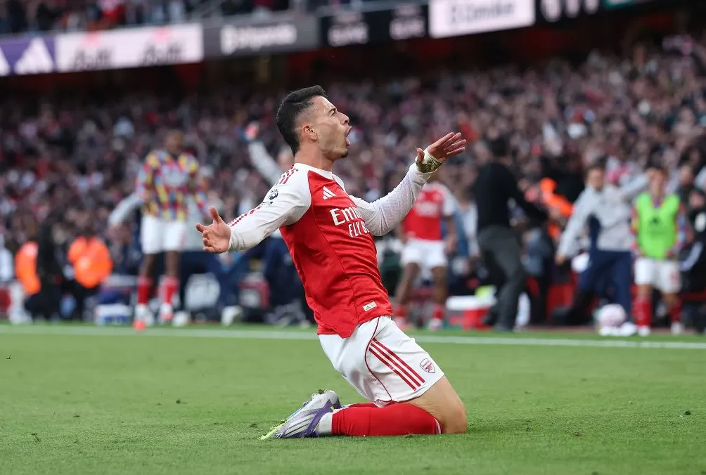 体坛联播｜阿森纳1比1绝平曼城，吴易昺逆转梅德韦杰夫-第1张图片-