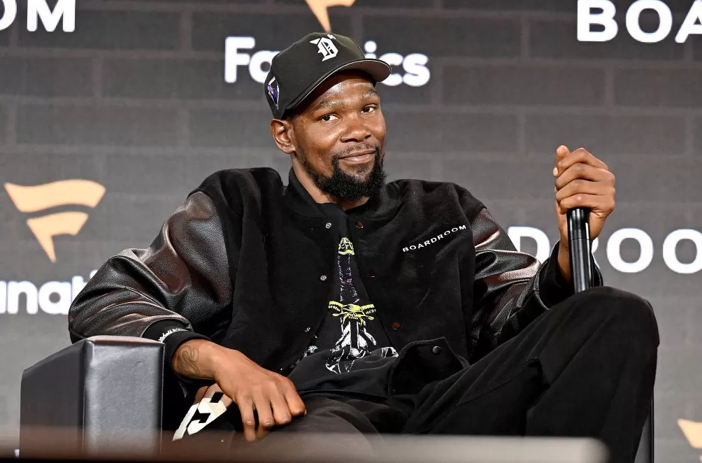 体坛联播｜阿森纳1比1绝平曼城，吴易昺逆转梅德韦杰夫-第9张图片-