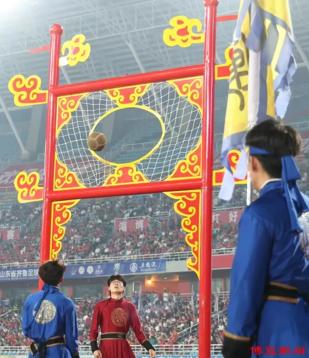 省级“苏超式”足球联赛持续扩容,多地创下现场观赛人数纪录-第3张图片- 省级“苏超式”足球联赛持续扩容,多地创下现场观赛人数纪录-第3张图片-