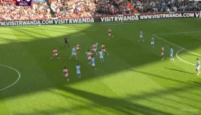 连曼城也摆起了大巴，瓜迪奥拉怎么也背叛了自己-第4张图片-