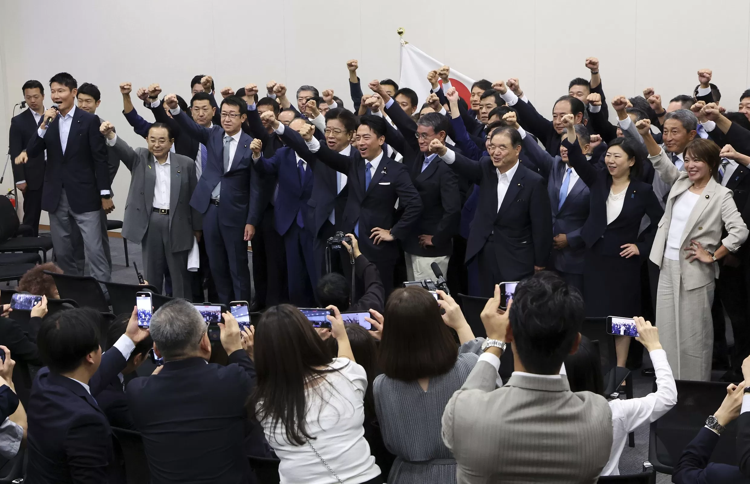 史上最长选战正式打响，日本自民党总裁选举定档10月4日-第1张图片-