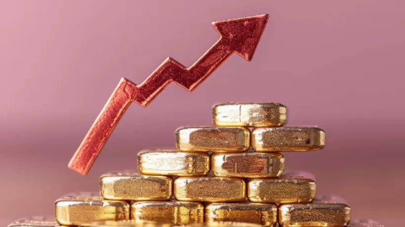 金价再创新高!现货黄金突破3720美元/盎司-第1张图片- 金价再创新高!现货黄金突破3720美元/盎司-第1张图片-