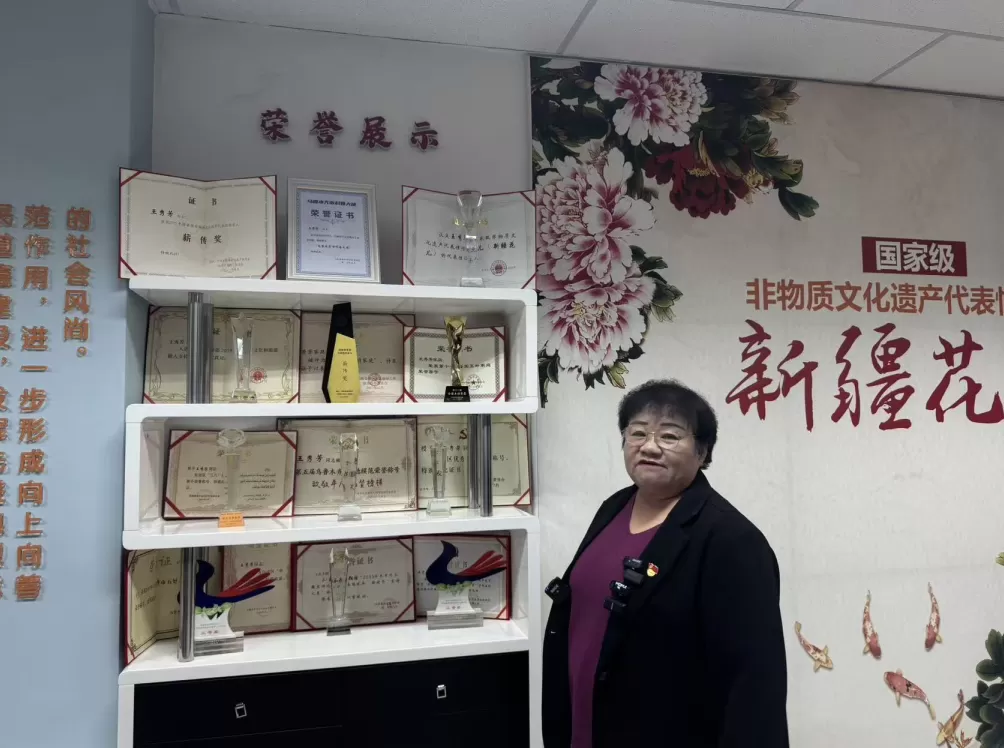 非遗项目如何打动年轻人?“新疆花儿”正融入说唱摇滚等元素-第2张图片- 非遗项目如何打动年轻人?“新疆花儿”正融入说唱摇滚等元素-第2张图片-