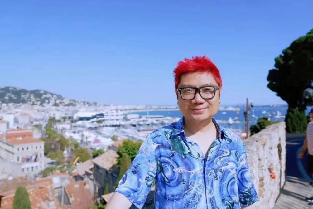 因曾住过于朦胧坠亡事发小区，女演员遭持续网暴！最新声明-第8张图片-