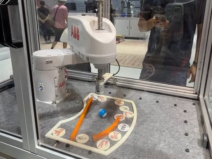 “带大脑”的机床、“大力士”机器人,今年工博会有这些首发新品-第4张图片- “带大脑”的机床、“大力士”机器人,今年工博会有这些首发新品-第4张图片-