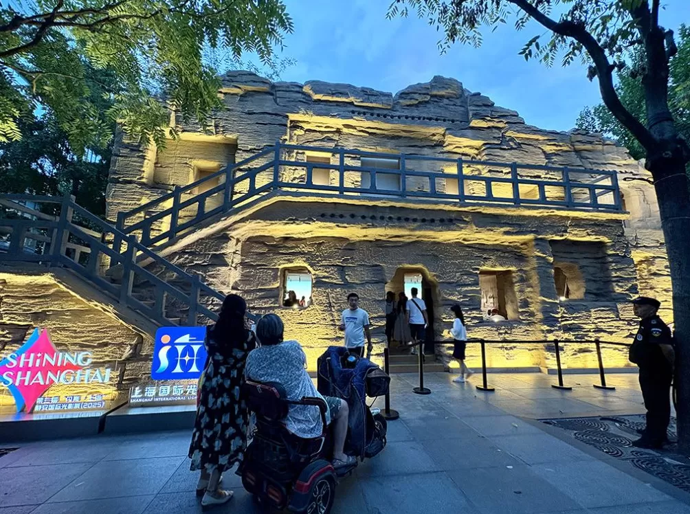 人流量之外,上海光影节为夜经济还带来什么?-第5张图片- 人流量之外,上海光影节为夜经济还带来什么?-第5张图片-