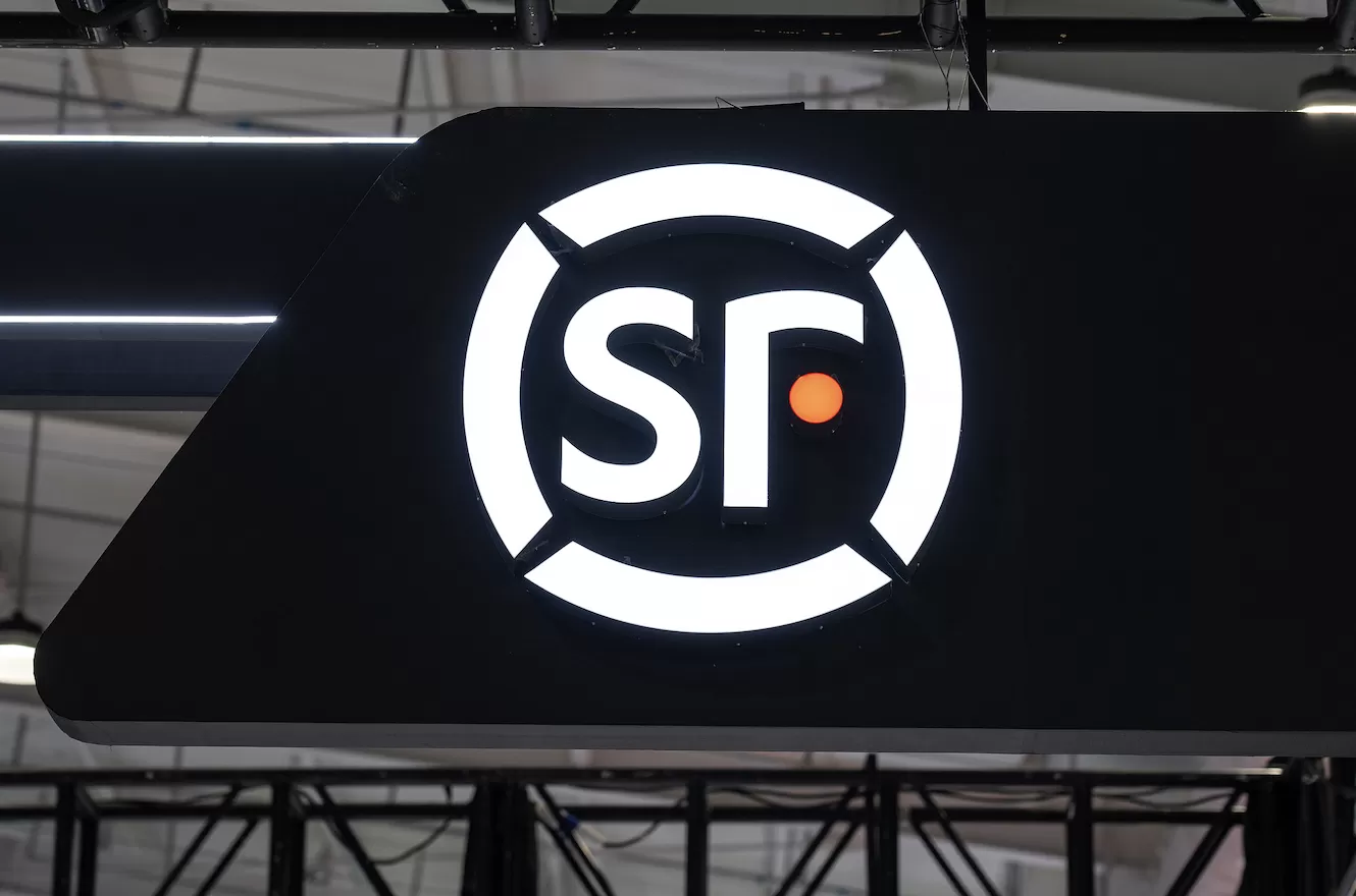 78岁顺丰控股监事拟转让700万股股份给女婿， 价值或超2.8亿-第1张图片-