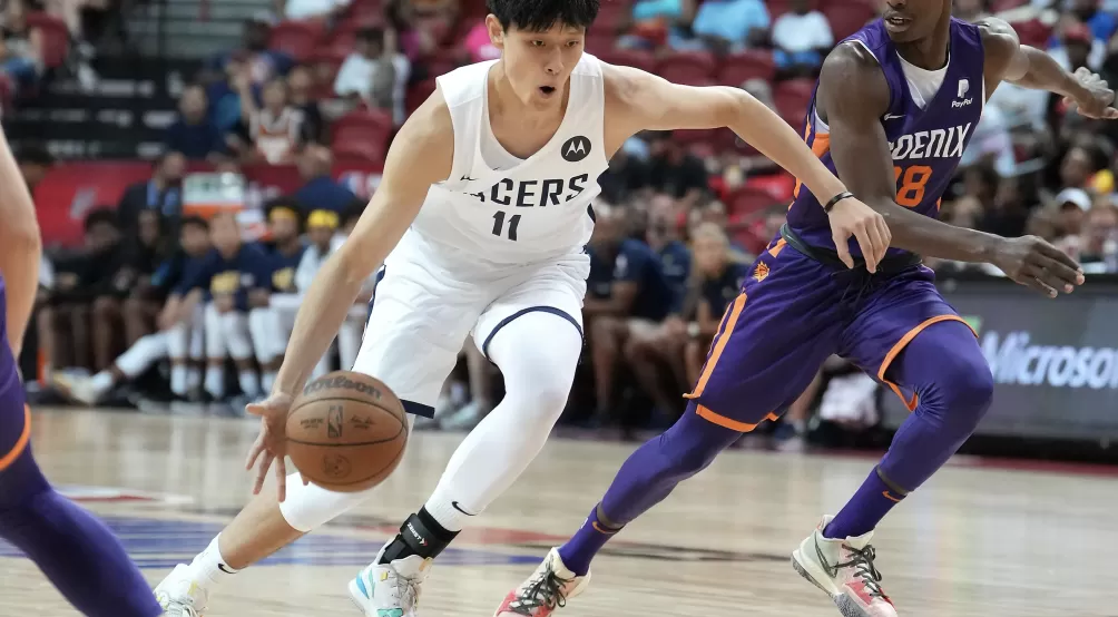 篮网签下曾凡博，这是NBA的敲门砖，还是为中国赛造势？-第2张图片-