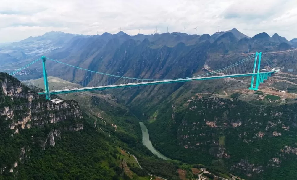 天堑变通途！一群普通人创造人间奇迹：我们在地球裂缝之上建“天桥”-第2张图片-