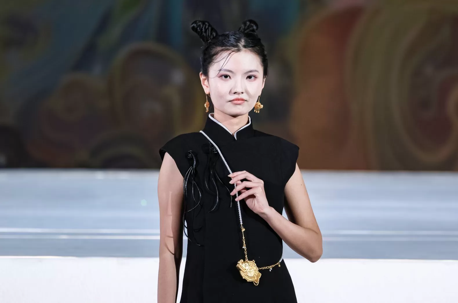 黄金钻石珍宝都赶中秋的趟|是日美好事物-第4张图片- 黄金钻石珍宝都赶中秋的趟|是日美好事物-第4张图片-