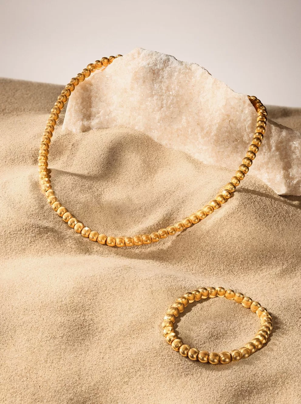 黄金钻石珍宝都赶中秋的趟|是日美好事物-第12张图片- 黄金钻石珍宝都赶中秋的趟|是日美好事物-第12张图片-