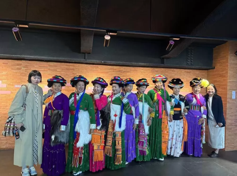 在泸沽湖转山转海，感受这片高原秘境的文化焕新-第15张图片-