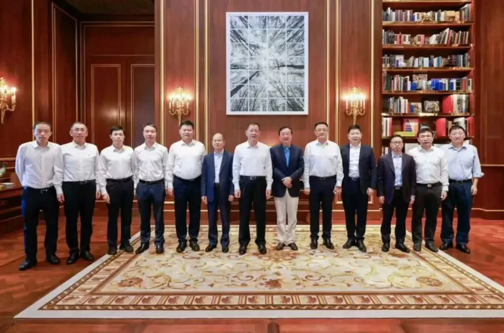东风董事长亲赴深圳会见任正非,华为或再落子全新车企合作模式-第2张图片- 东风董事长亲赴深圳会见任正非,华为或再落子全新车企合作模式-第2张图片-