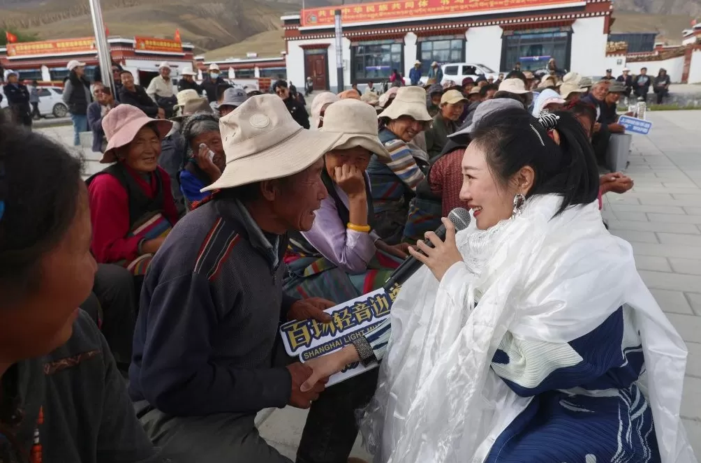 4500米雪域高原上，“百场轻音边疆行”走进日喀则-第4张图片-
