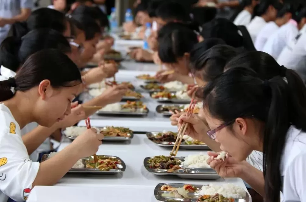 破解校园餐难吃，这种思路可行-第1张图片-