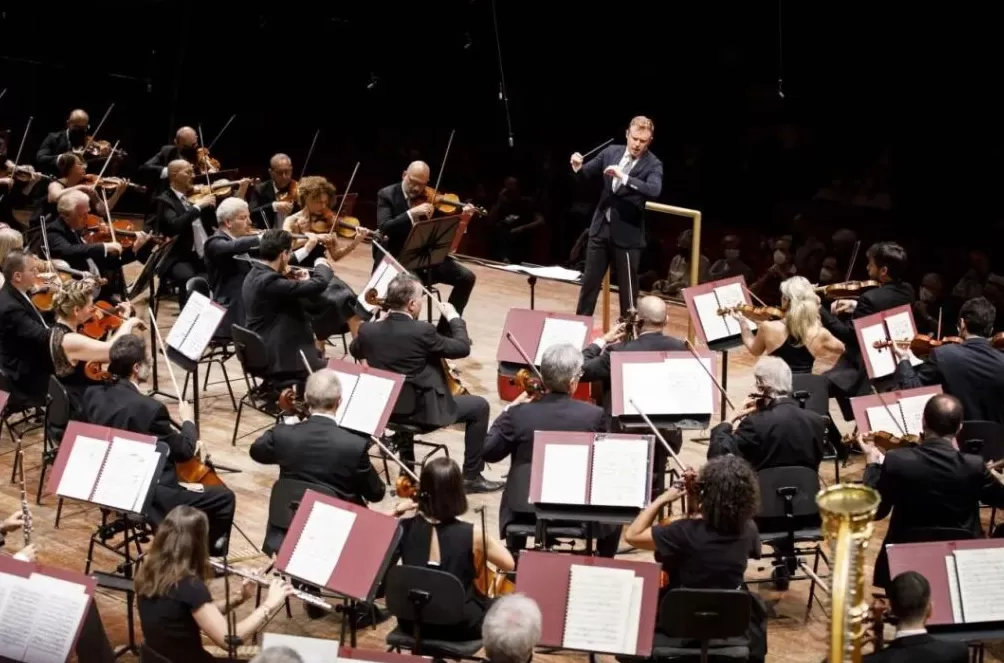 11个头部项目“中国唯一”, 秋意渐浓相约上海国际艺术节-第2张图片- 11个头部项目“中国唯一”, 秋意渐浓相约上海国际艺术节-第2张图片-