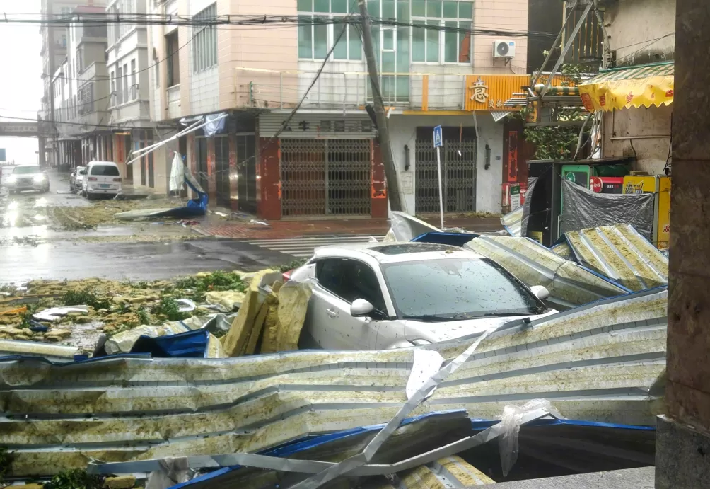 第1现场｜“桦加沙”刚刚登陆，新台风“博罗依”又已生成-第2张图片-