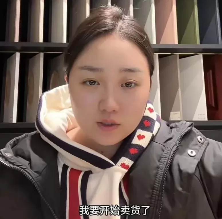 “重庆姐弟坠亡案”案发近5年，妈妈陈美霖官宣新恋情-第2张图片-