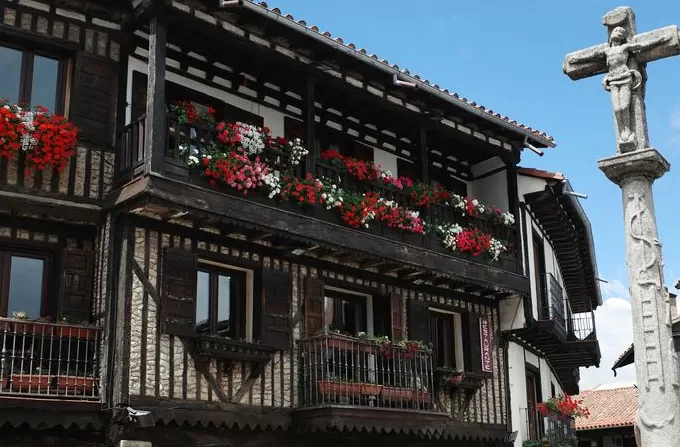 一些不为人知的山谷小镇-第13张图片-