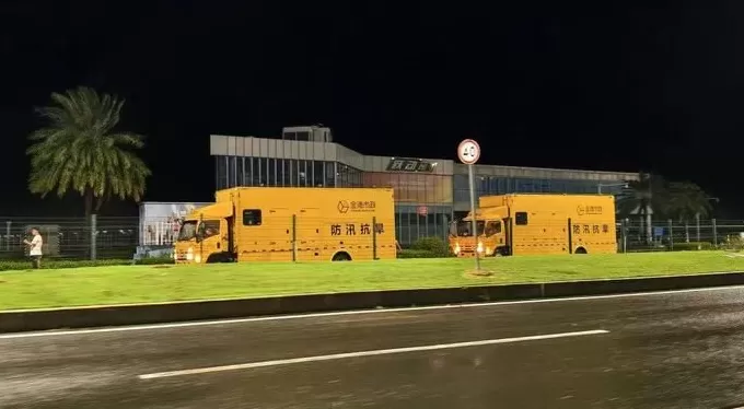 受“桦加沙”影响广东珠海现海水倒灌，居民：多数路段已具备通车条件-第5张图片-