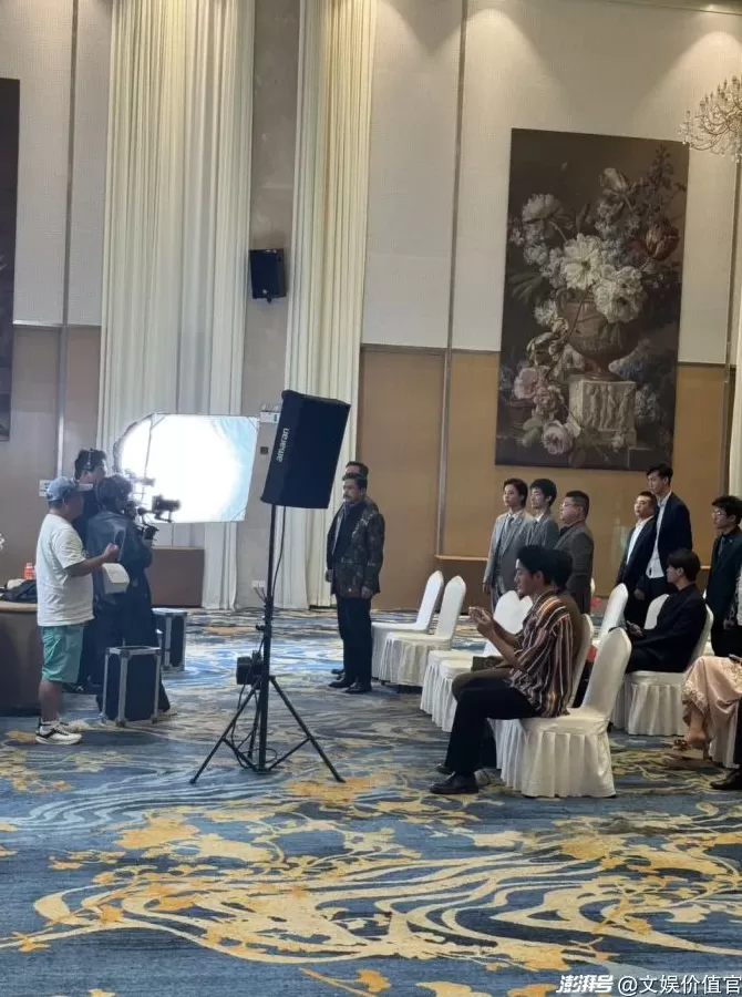 向千亿目标冲刺的微短剧，正上演“双城争霸”-第6张图片-