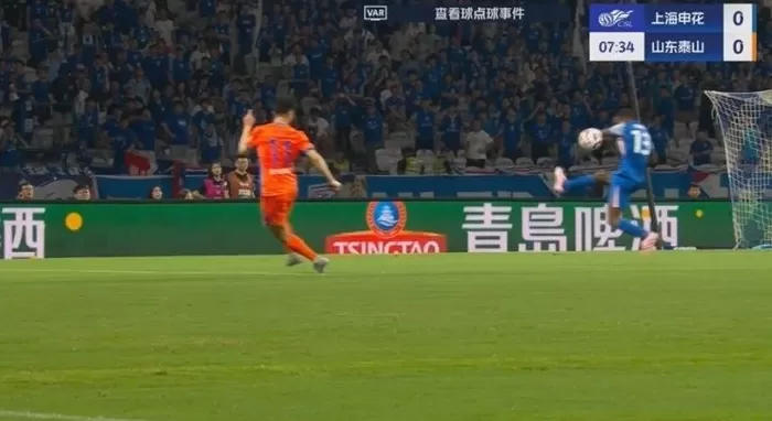 体坛联播｜曼城阿森纳联赛杯晋级，张帅中网首轮逆转取胜-第7张图片-