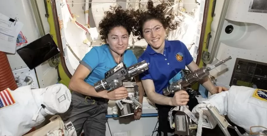 美国最早明年2月执行50年来的首次载人登月任务，宇航员将用3个小时研究月球表面-第1张图片-