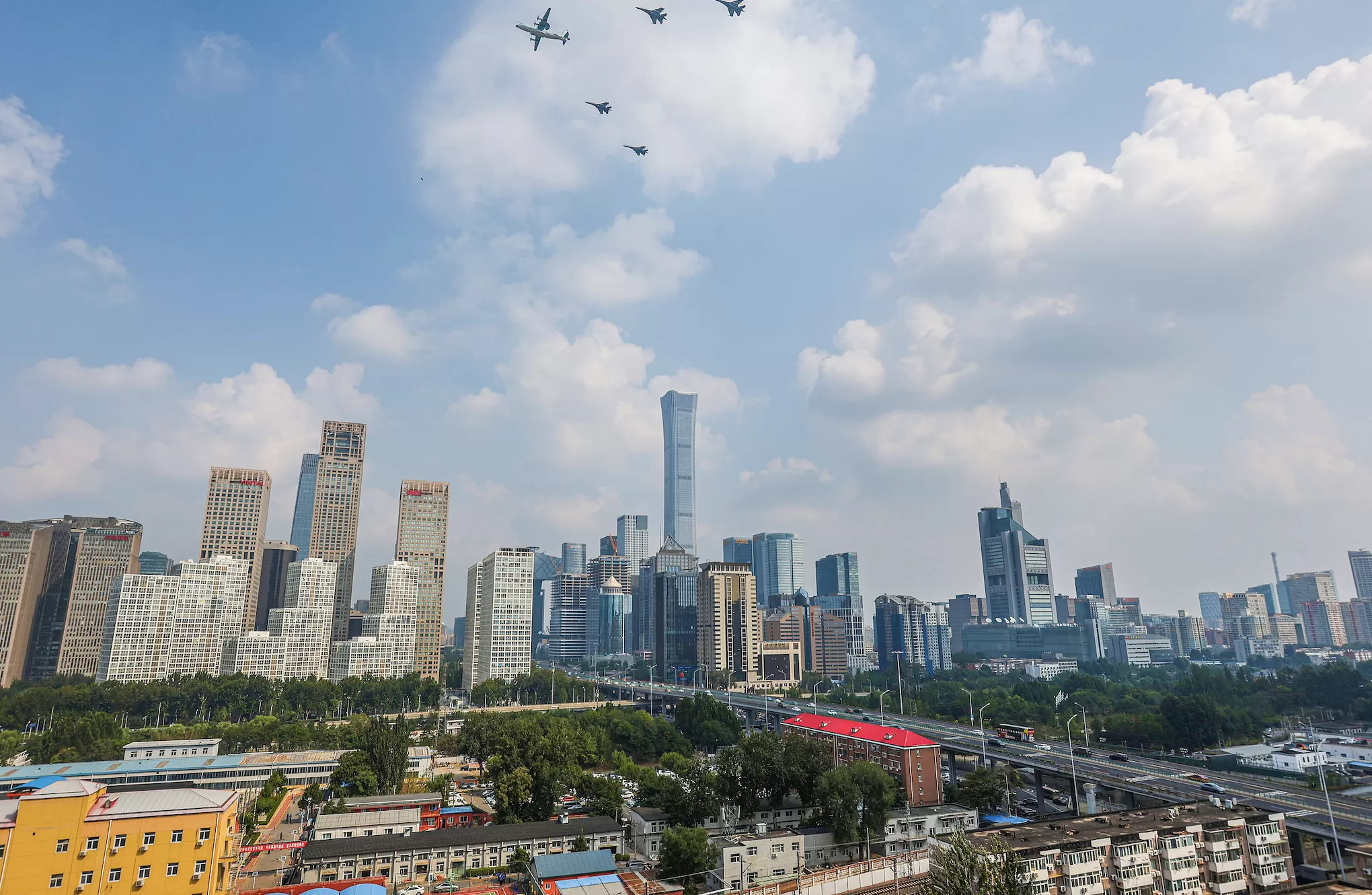 中行研究院报告：对冲经济下行压力，财政应加大民生消费领域支持力度-第1张图片-