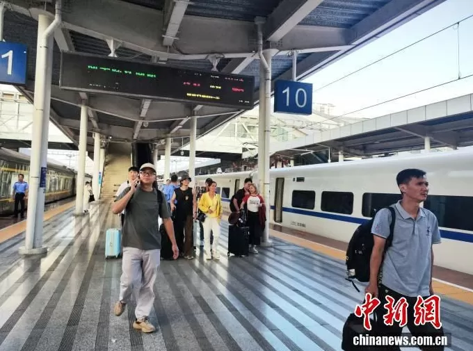 客货两旺、商旅齐涌！中越铁路架起经贸人文“双向桥”-第3张图片-