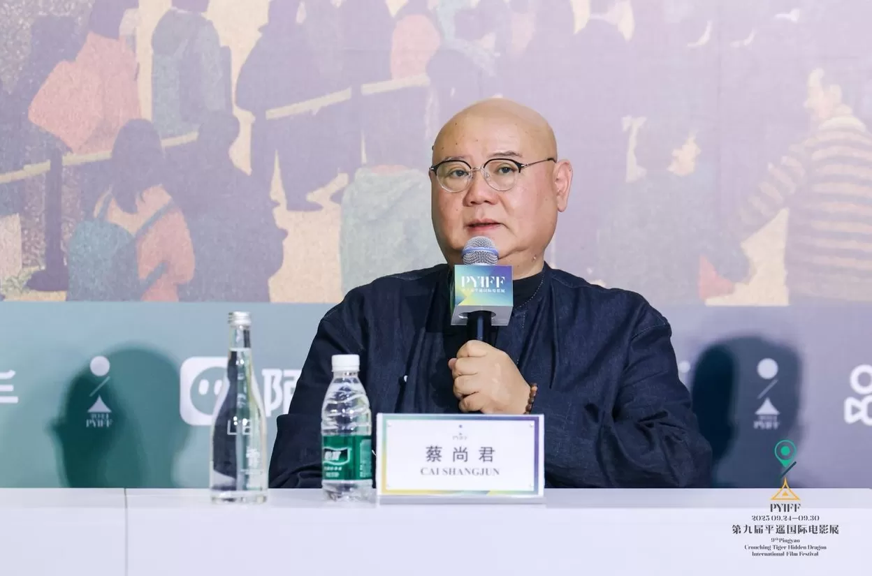 《日掛中天》国内首映，导演蔡尚君：辛芷蕾表演堪称伟大-第3张图片-