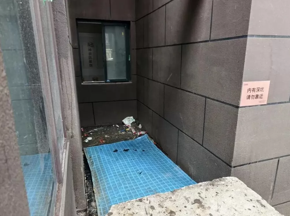 11岁男童坠入通风井身亡，谁该担责？律师解读-第4张图片-