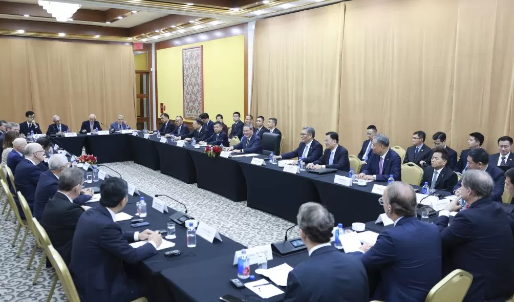 李强同美国友好团体座谈-第1张图片-