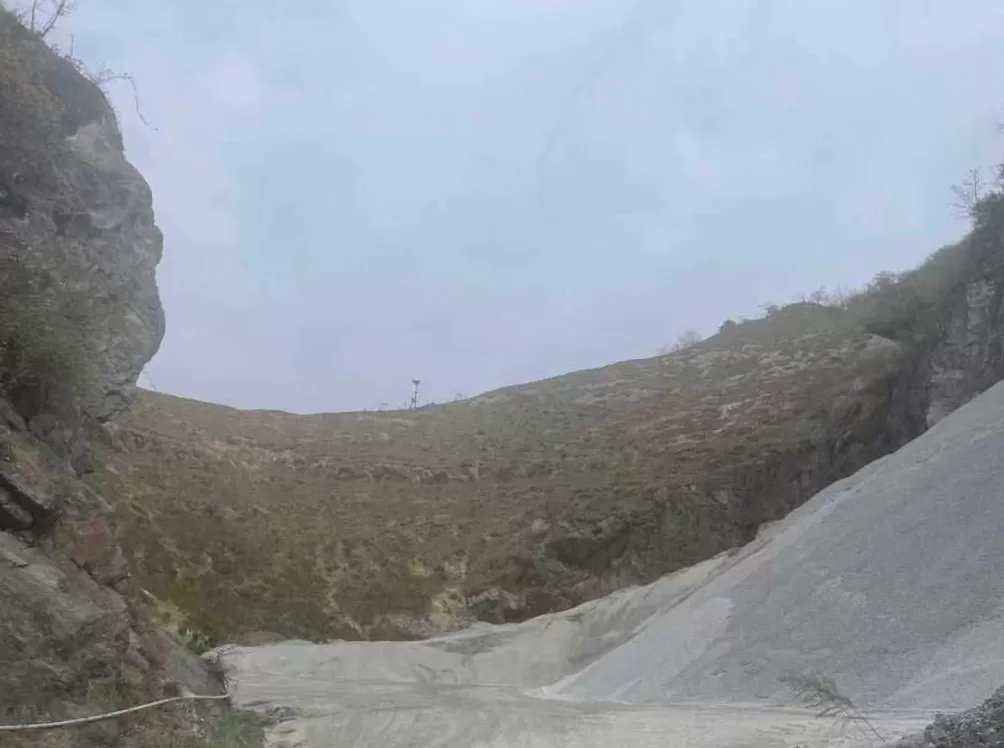 湖北一砂石商按要求迁址被以非法采矿判刑：刑满后因“漏罪”被刑拘，申诉获再审-第5张图片-