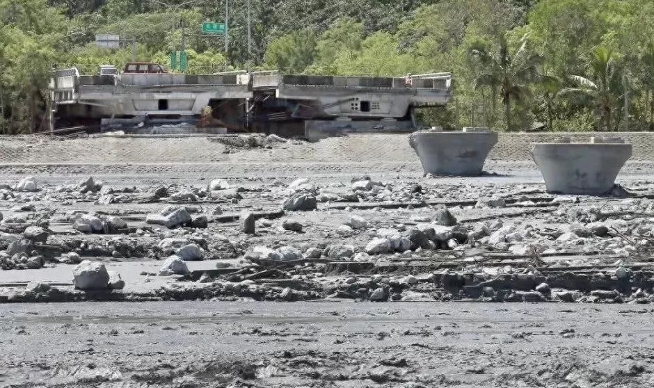 靛红-第1张图片-