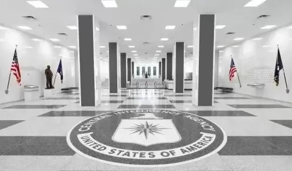 英国军情六处利用暗网招募间谍，媒体：快来看这皇帝的新装！-第2张图片-