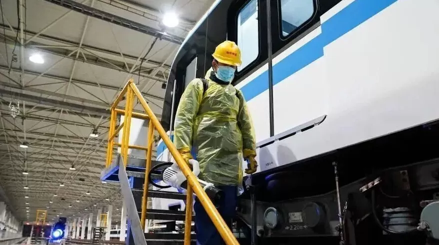 3名保洁人员，深夜死于地铁撞击-第6张图片-