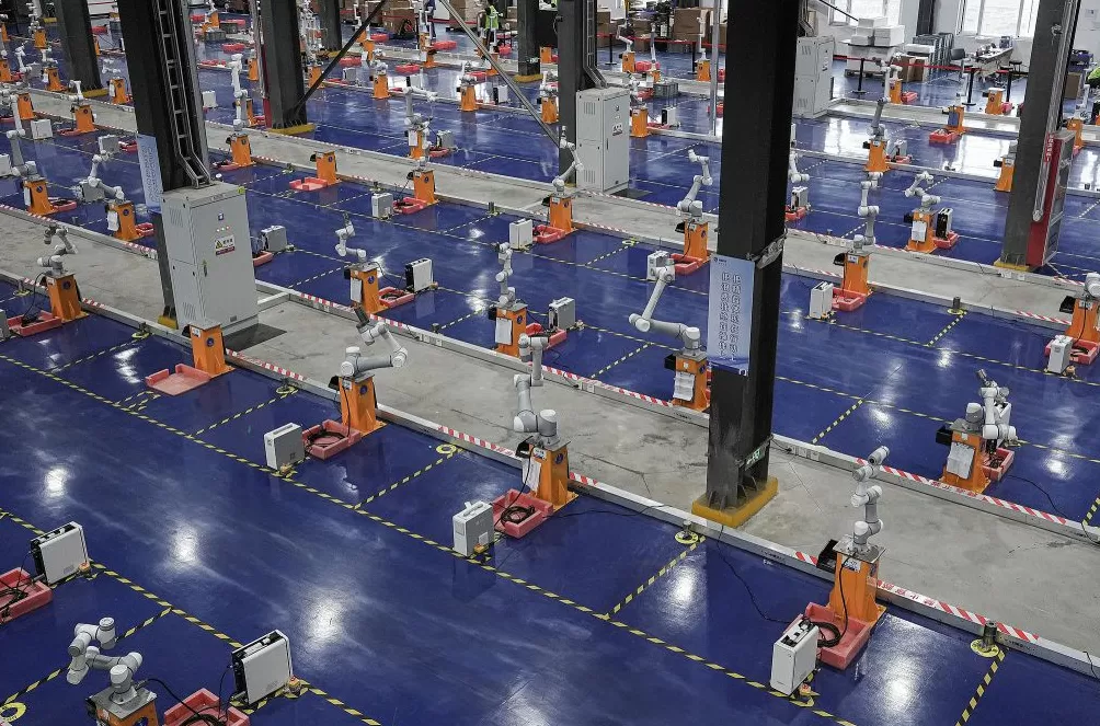 国际机器人联合会发布：中国在役工业机器人存量居全球首位-第8张图片-