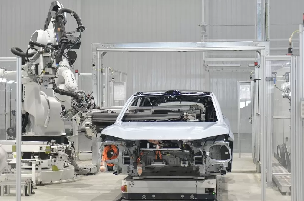 国际机器人联合会发布：中国在役工业机器人存量居全球首位-第7张图片-