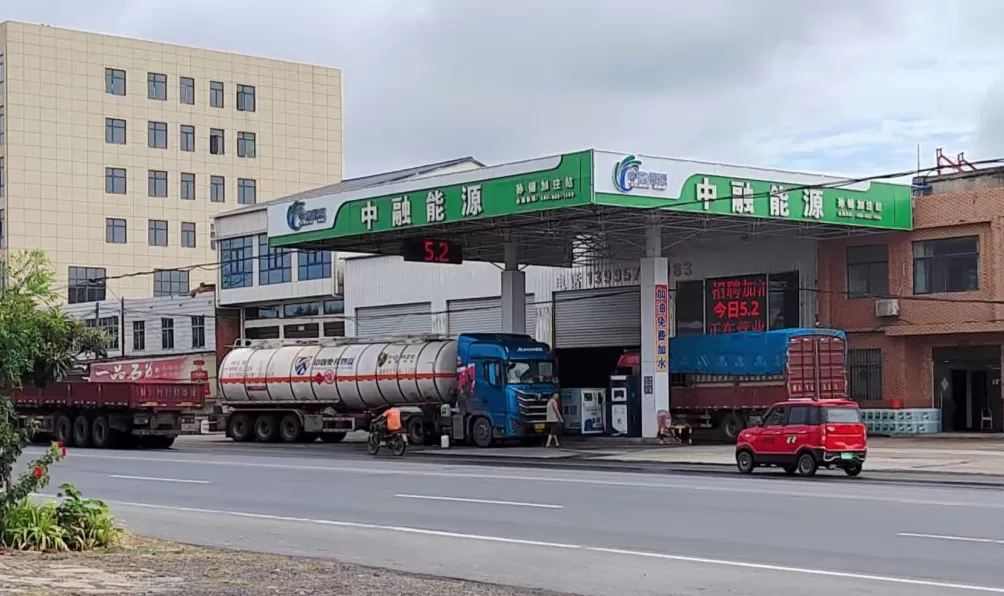 “新能源”幌子下的黑色利益链：湖北多地伪新能源加注站调查-第1张图片-