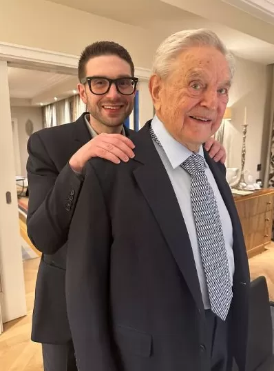 释新闻｜遭特朗普调查，索罗斯的“开放社会基金会”是什么来头？-第1张图片-