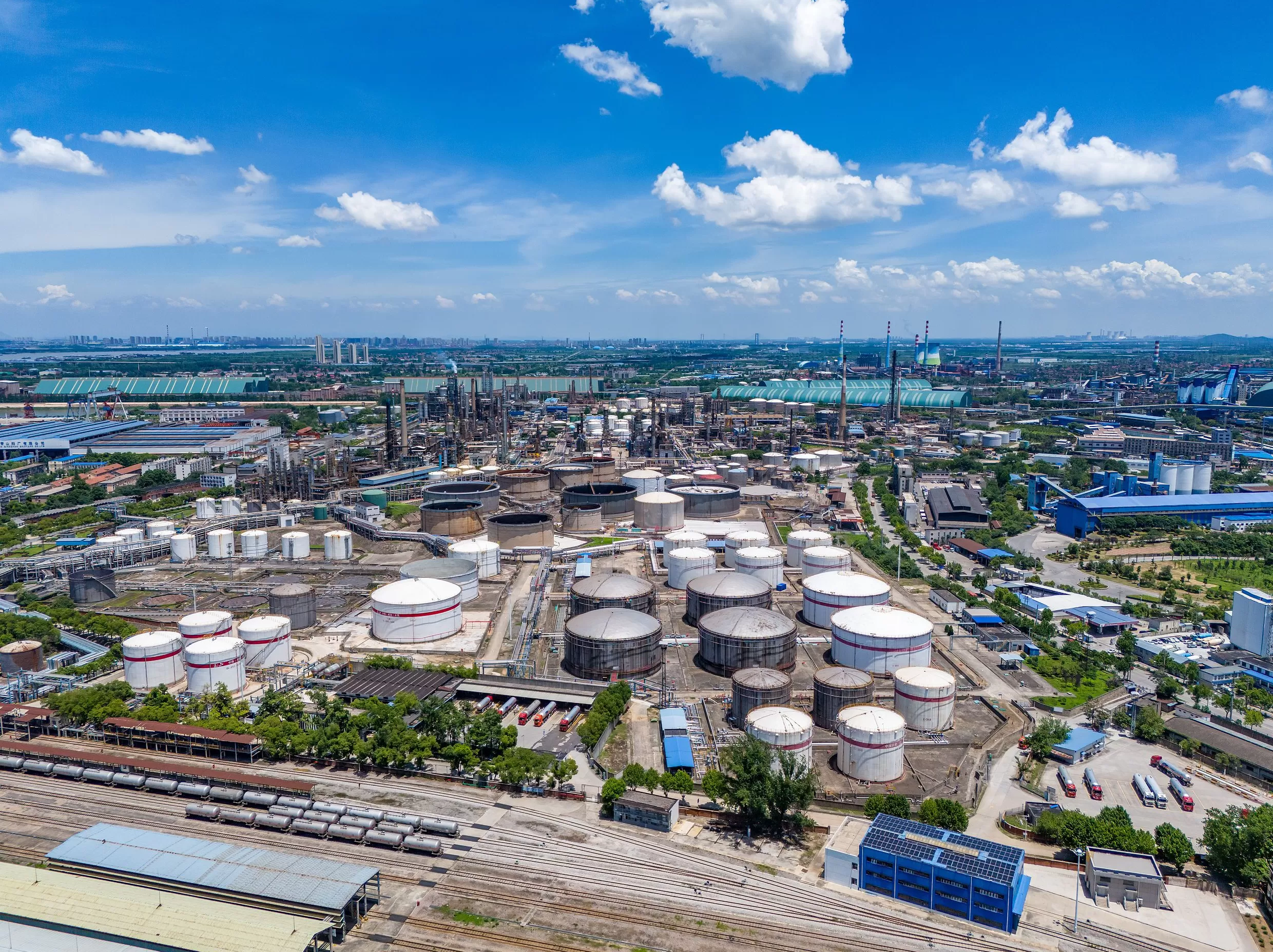 严控新增炼油产能、开展“人工智能+石油化工”行动，石化行业稳增长方案出炉-第1张图片-