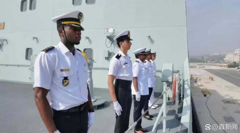 戚继光舰、沂蒙山舰访港,时点很特殊-第5张图片- 戚继光舰、沂蒙山舰访港,时点很特殊-第5张图片-