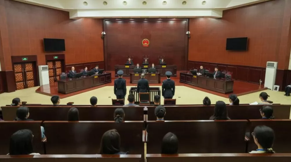 受贿超3亿元,张锡君被判死缓!通报称其大搞迷信活动,既想当官又想发财-第2张图片- 受贿超3亿元,张锡君被判死缓!通报称其大搞迷信活动,既想当官又想发财-第2张图片-