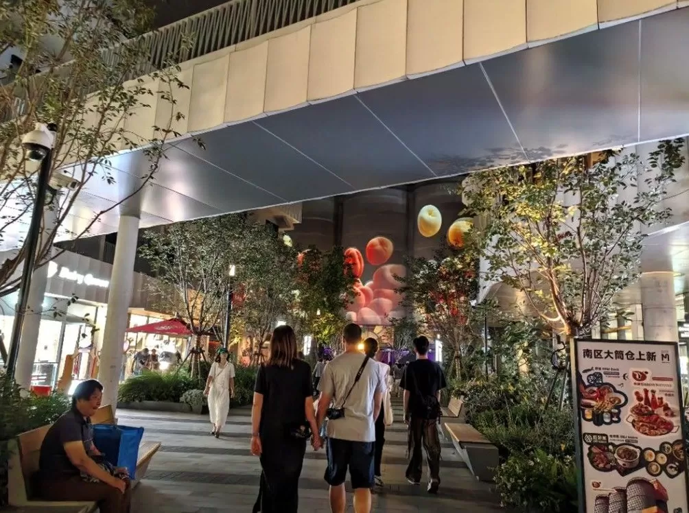 光影节“夜秀”后的数字艺术和装置展品为何难以市场化-第10张图片-