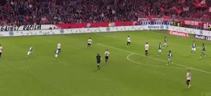 体坛联播｜C罗打进职业生涯第946球，拜仁德甲开局五连胜-第5张图片-