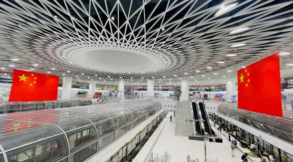 城事｜国庆“氛围组”已就位，请检阅！-第6张图片-