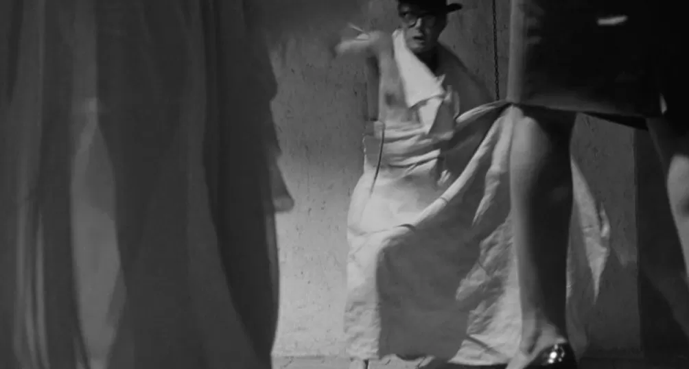 这部挑战主流电影美学的影片何以经典-第10张图片-