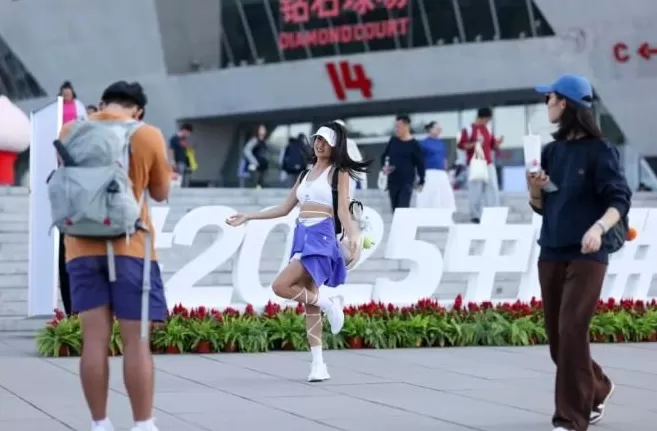 这个网球季，观众忙不过来了 | 体育赛事-第1张图片-