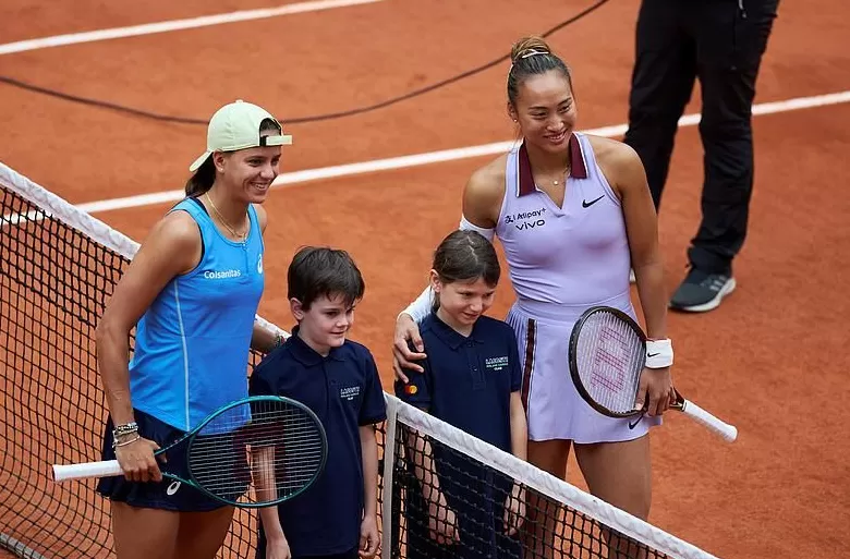 期待Queen Wen复出首秀！今晚郑钦文出战-第3张图片-